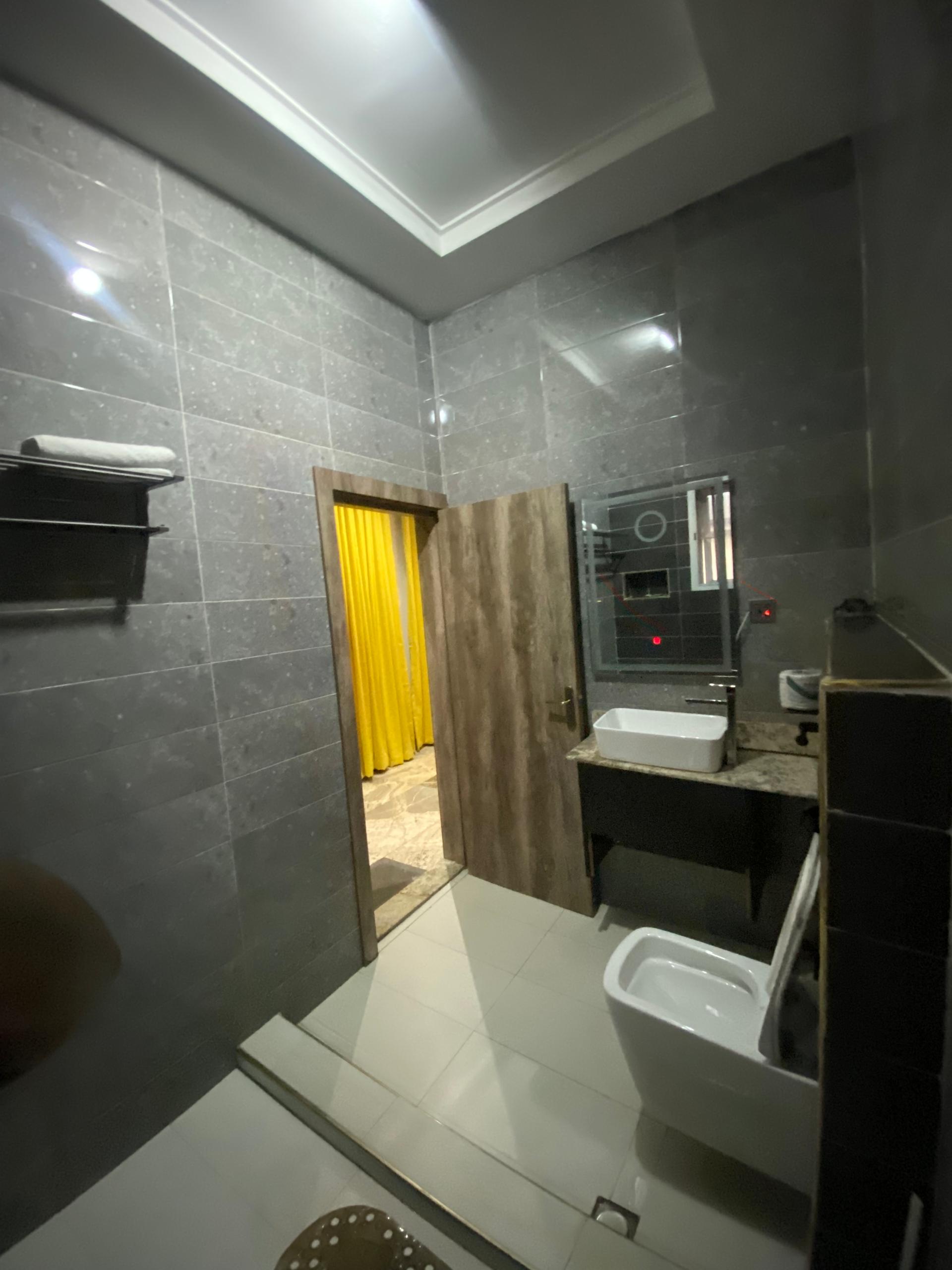 Presidential Room 202